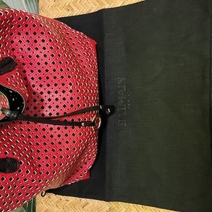 ❤️‍🔥 Convertible Lasercut Handbag ❤🖤